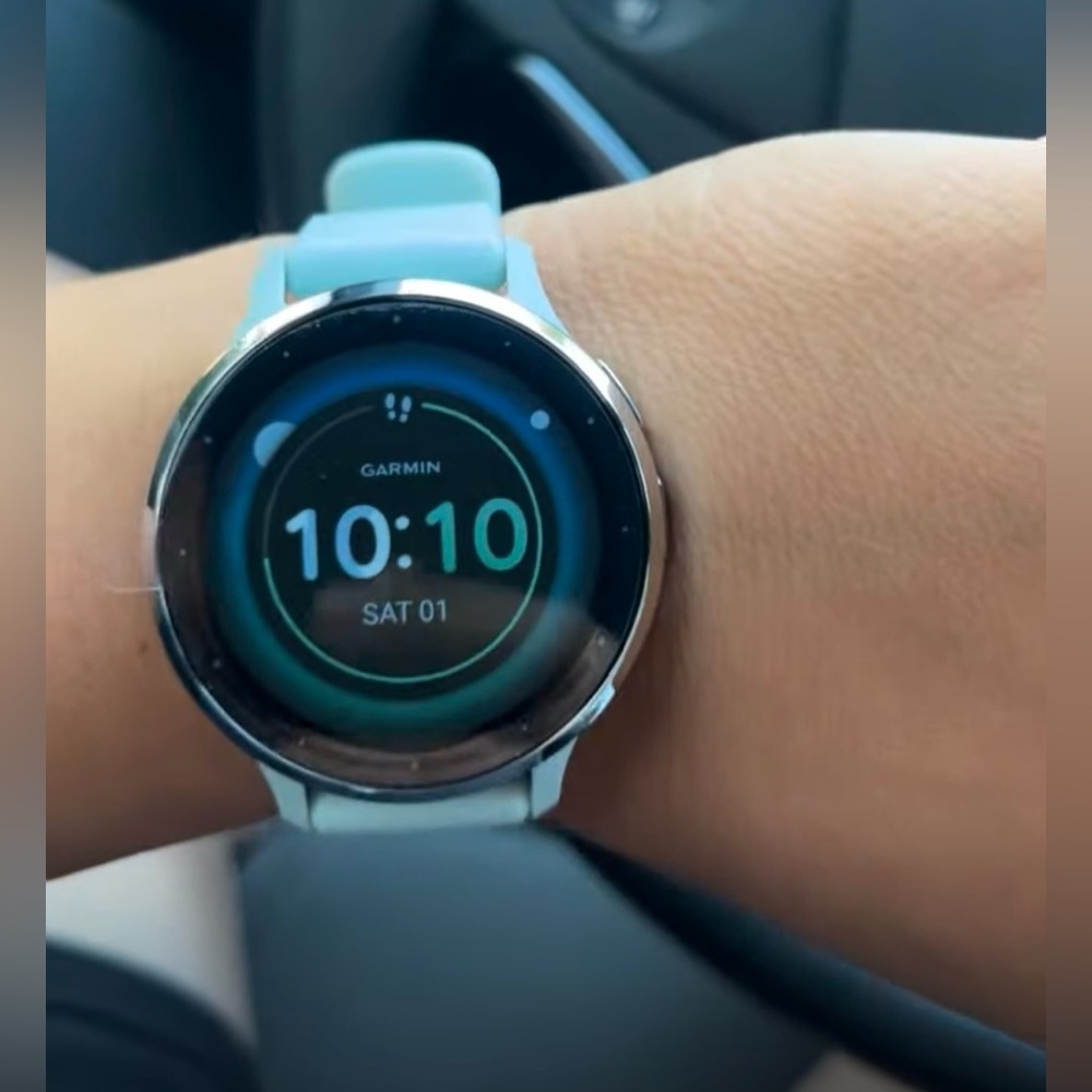 Garmin - Venu 3S GPS
Smartwatch 41 mm - Picture 2 of 3